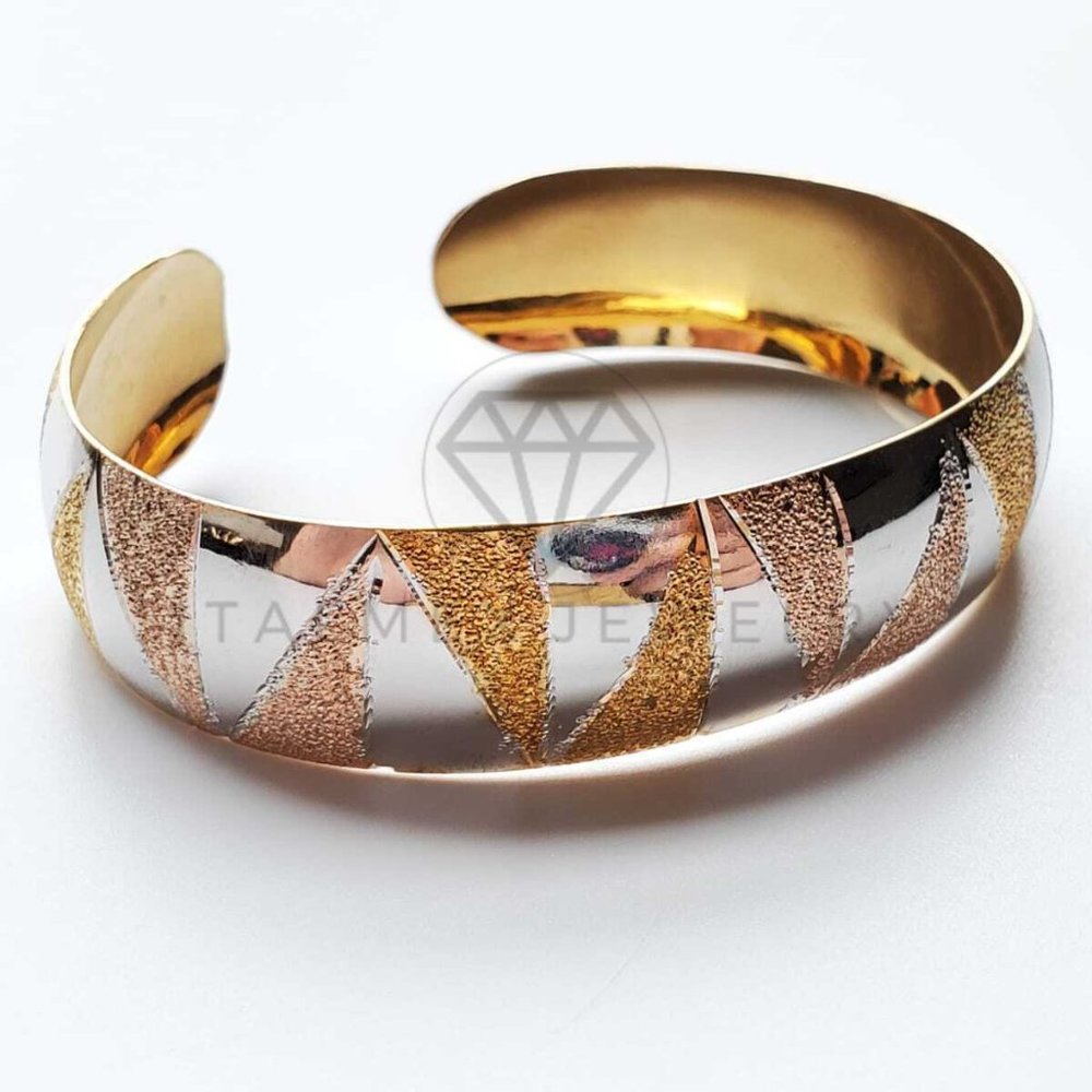 18K Gold Plated Luxury Diamond Cut Bracelet |